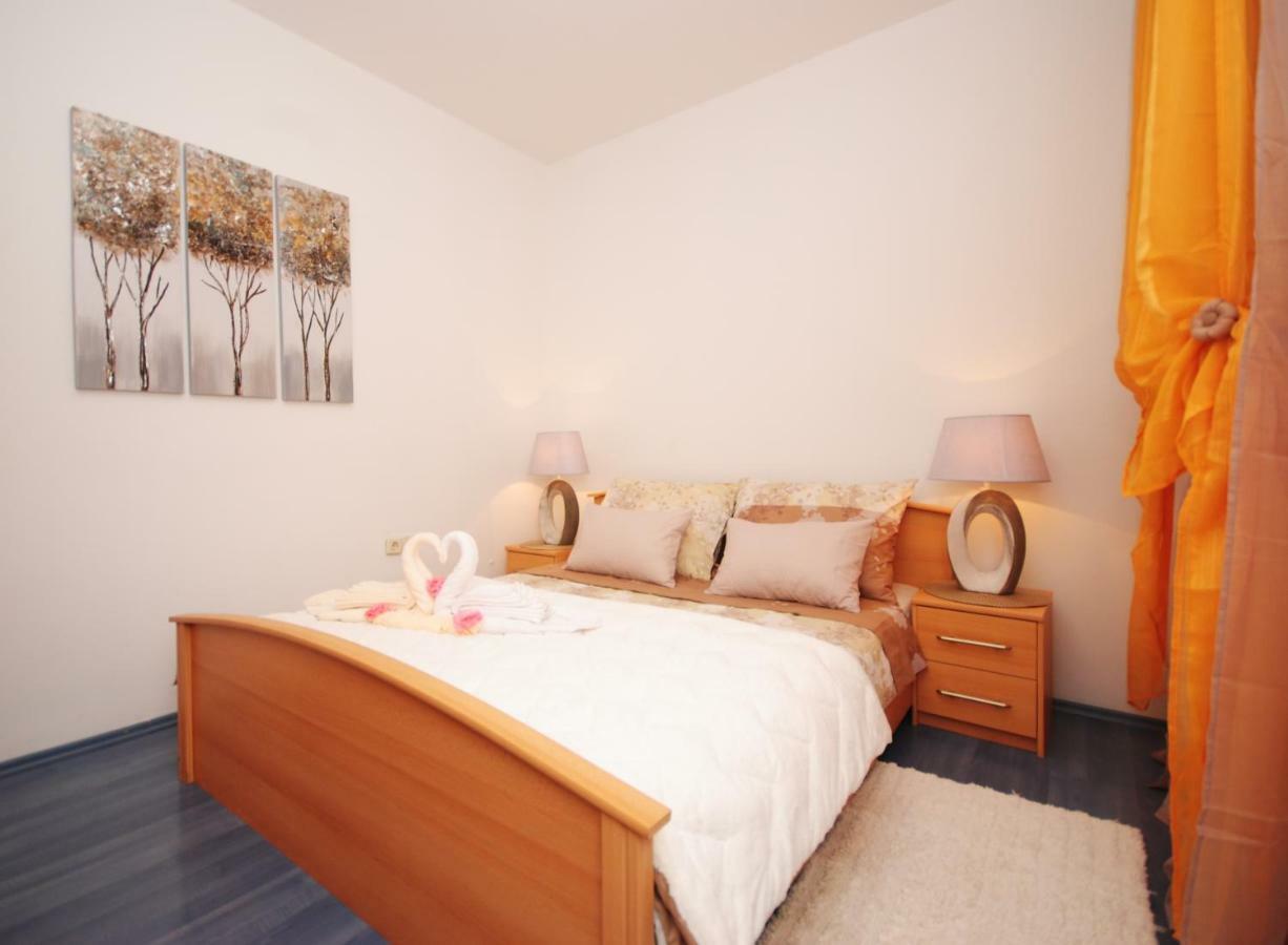 Apartment Raquil Split Bagian luar foto