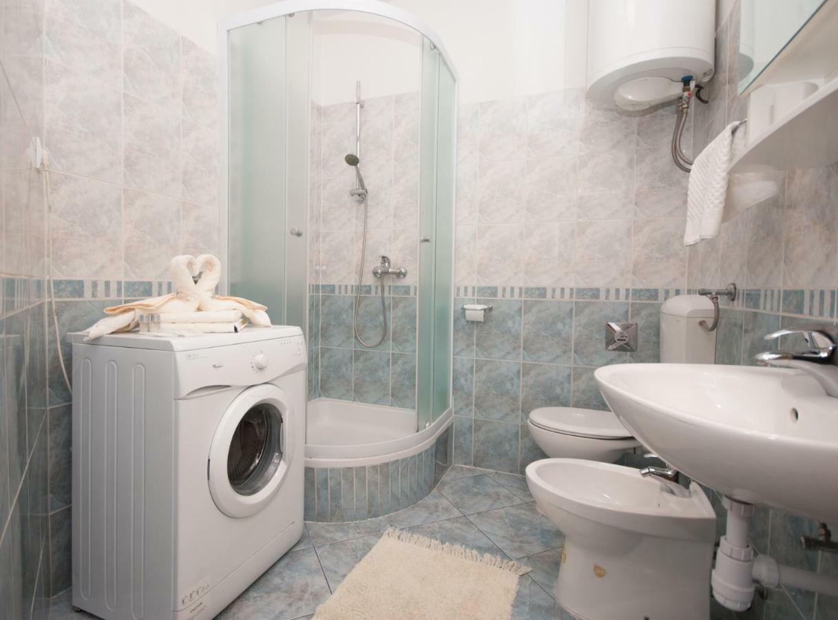 Apartment Raquil Split Bagian luar foto