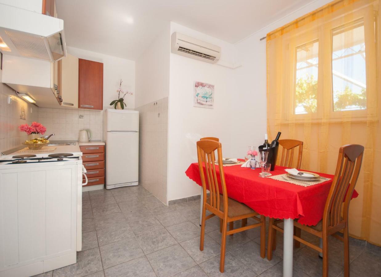 Apartment Raquil Split Bagian luar foto